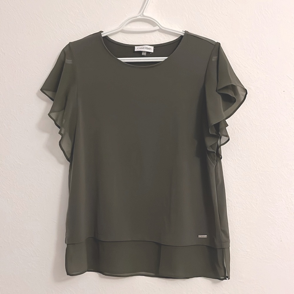 SALE🎉Calvin Klein Dressy Short Sleeve Ruffle Top